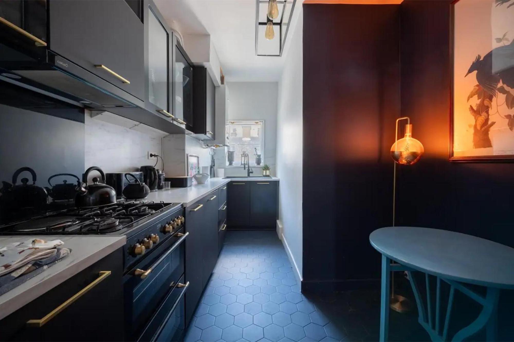 Beautiful 1bd Parasian Batignolles