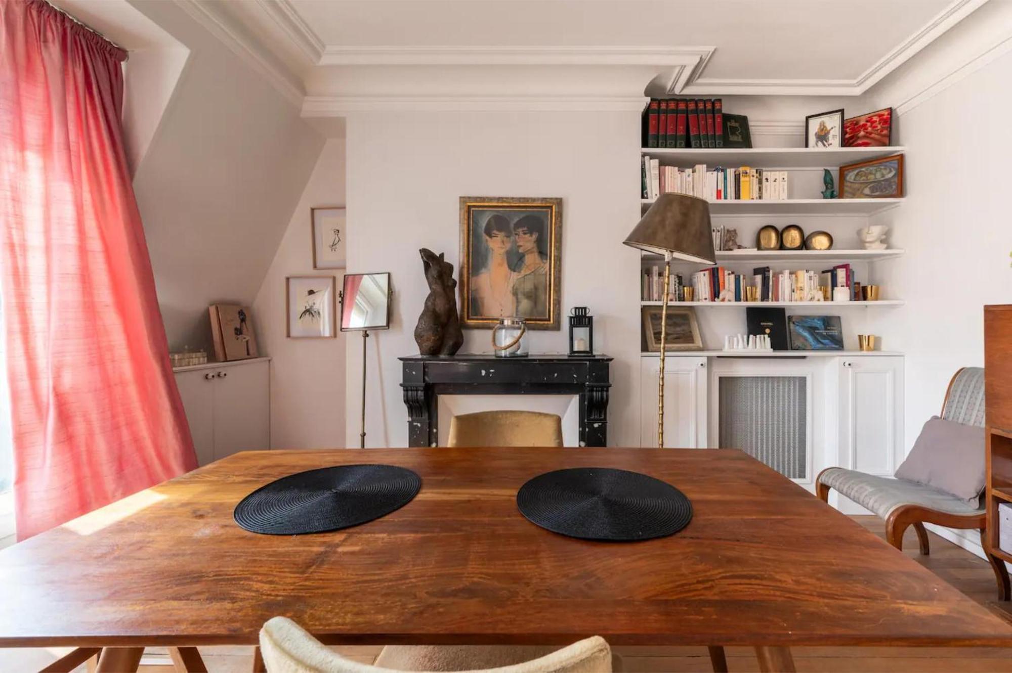 Beautiful 1bd Parasian Batignolles