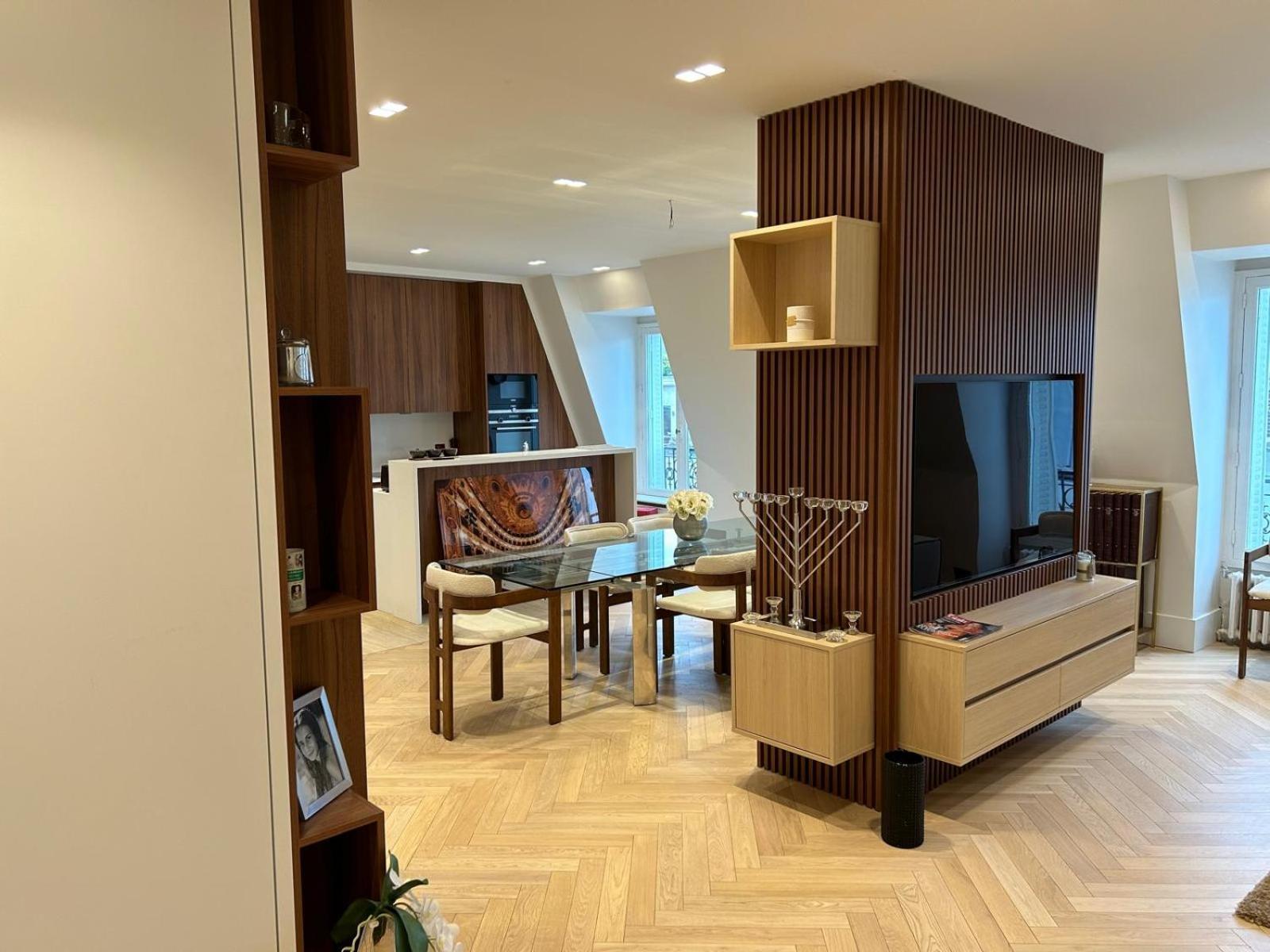 Apartamento Luxueux Metro George V - Hermes - Champs-elysees - Arc De Triomphe Paris