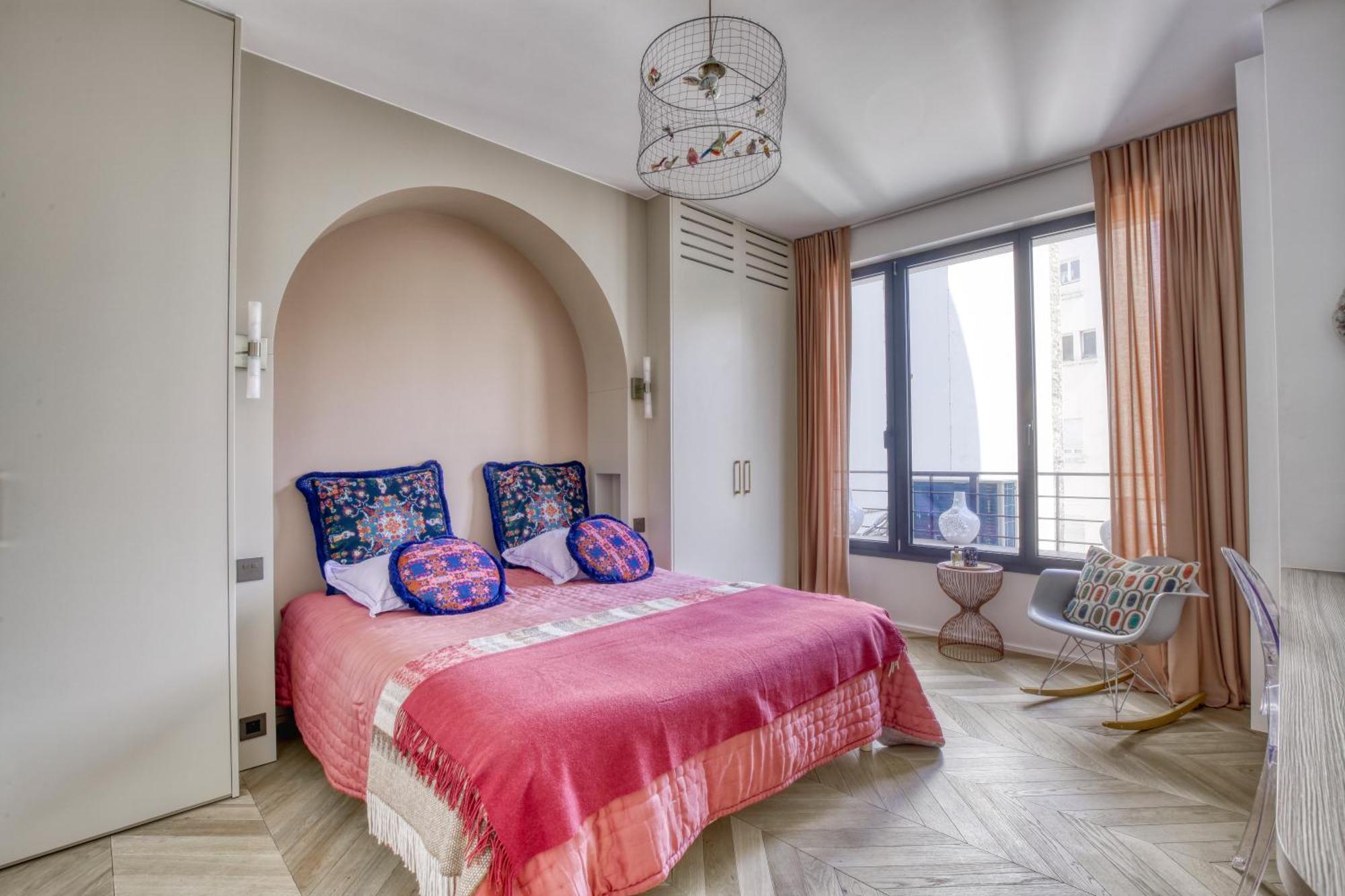 Apartment Amazing Place 4 In The Old Paris