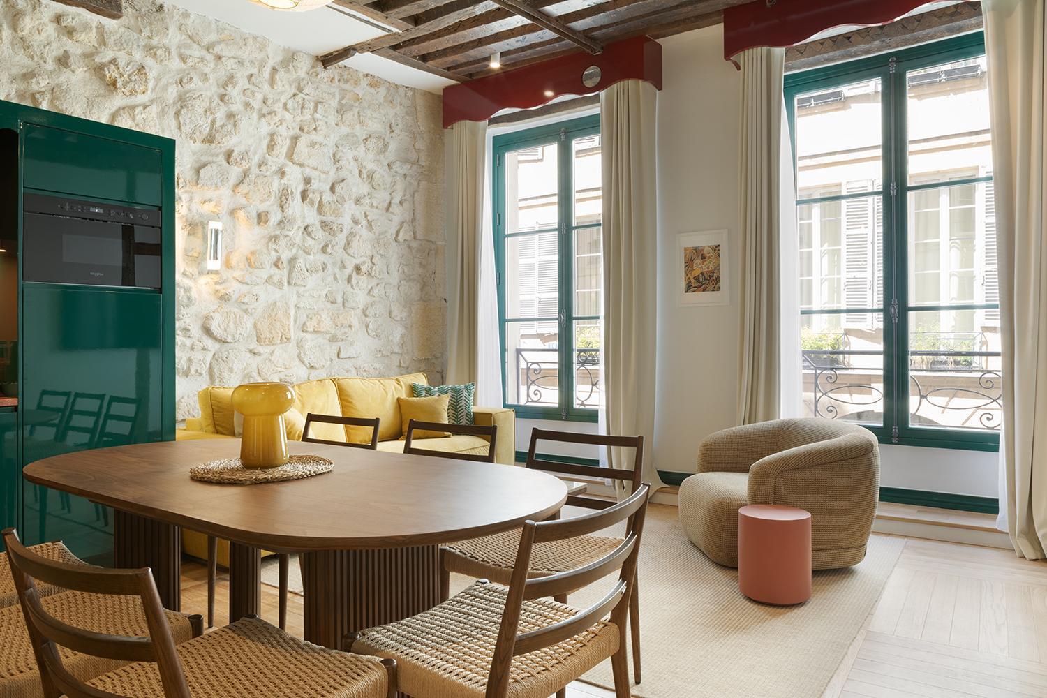 Collection Serviced In Notre Dame - Rue Savoie Apartment
