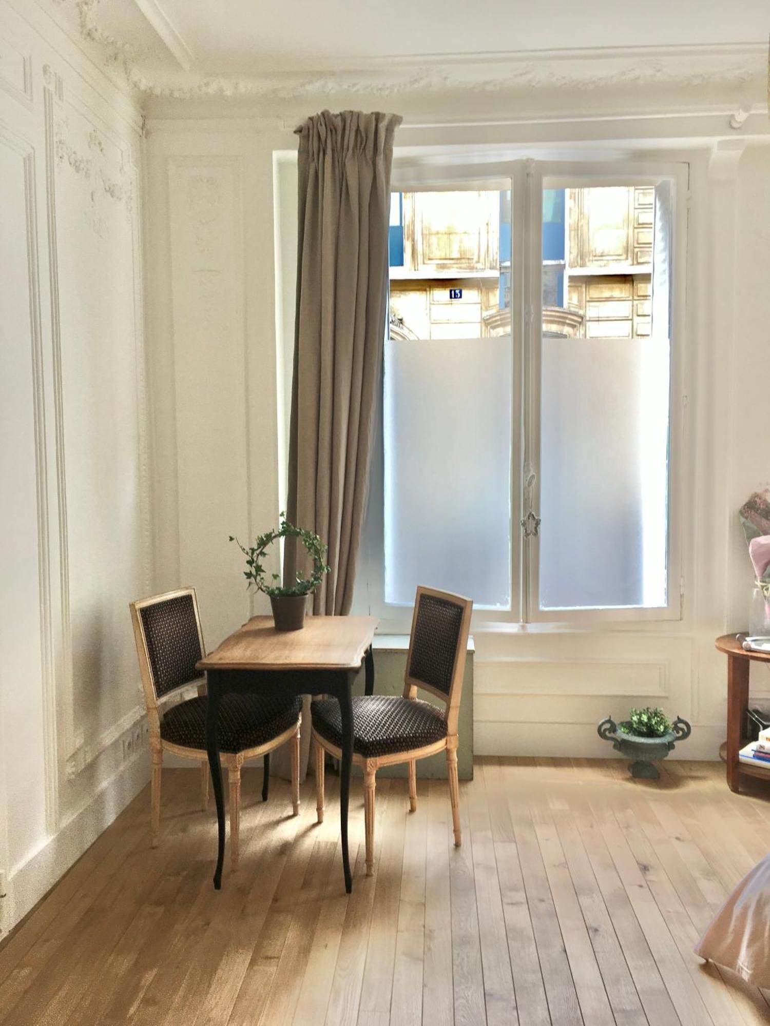 Lovely Parisian Condorcet Appartement