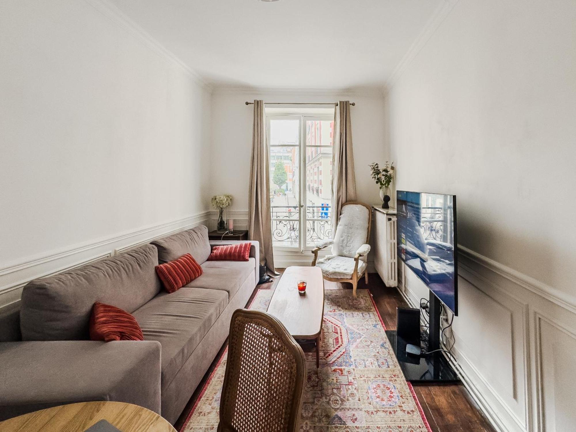 Penbed-2br- Lovely Parisian Near Bastille