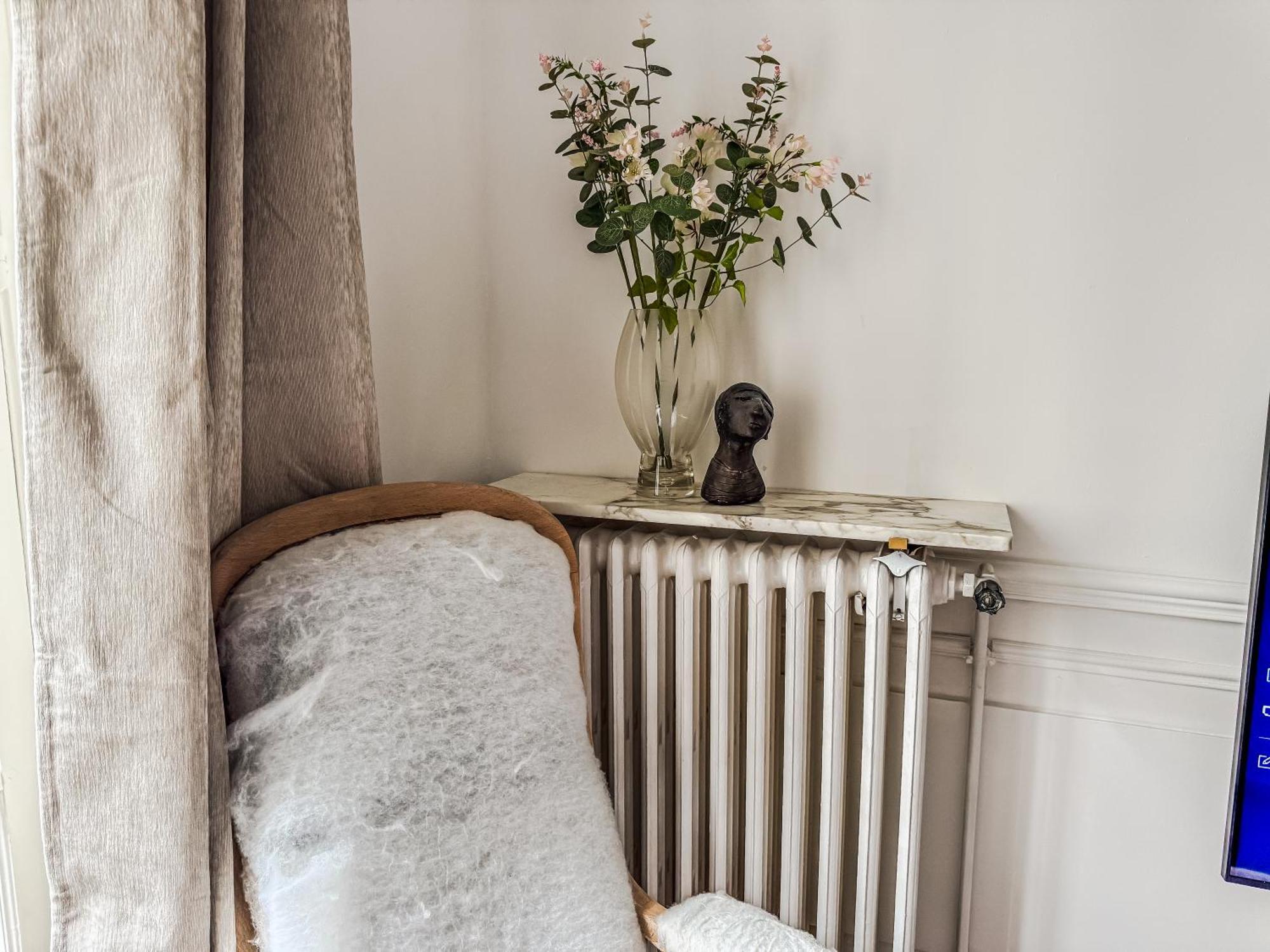 Penbed-2br- Lovely Parisian Near Bastille * Paris