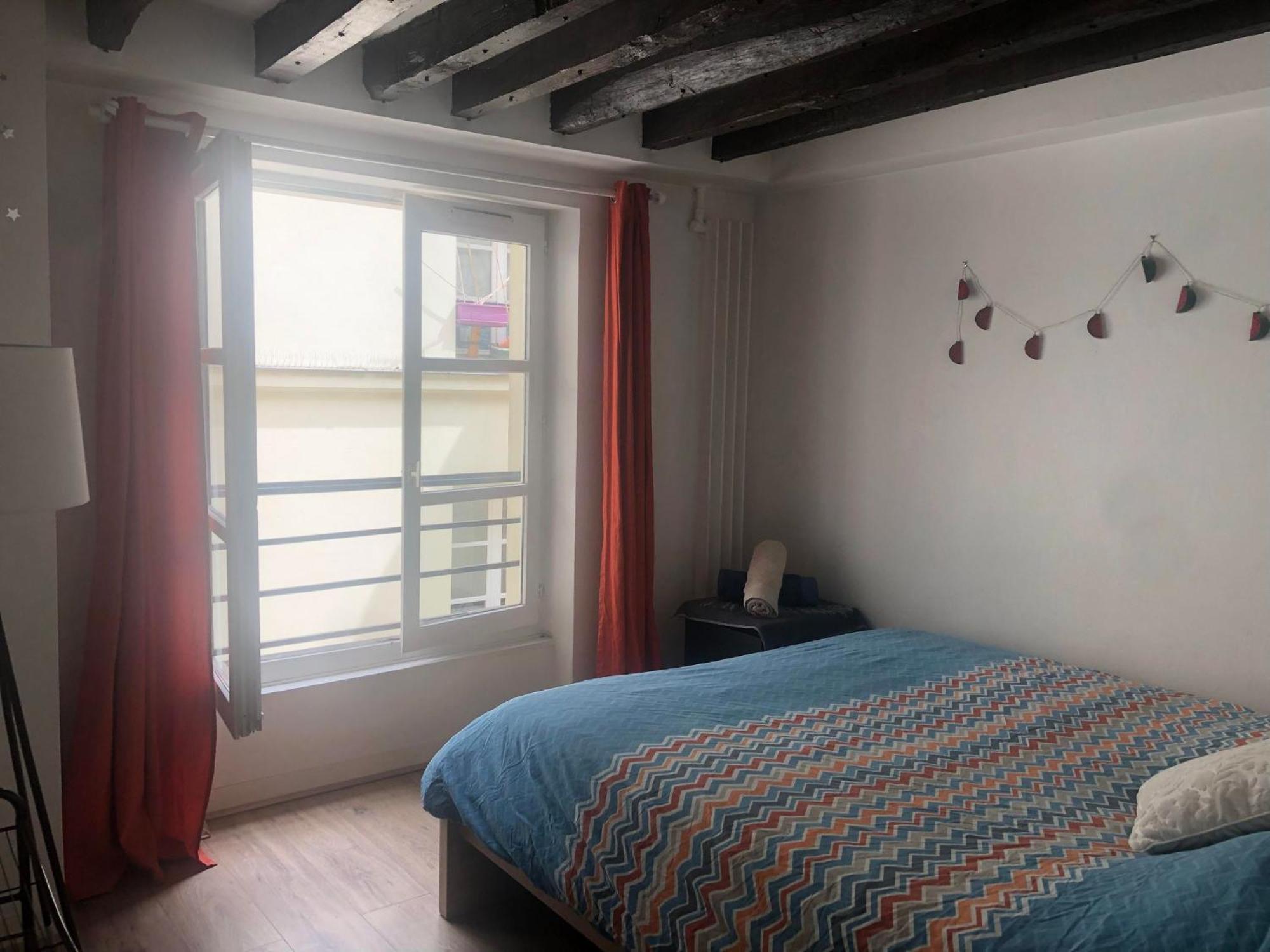 Privées Dans Grand T4-paris Plein-centre Séjour chez l'habitant Paris