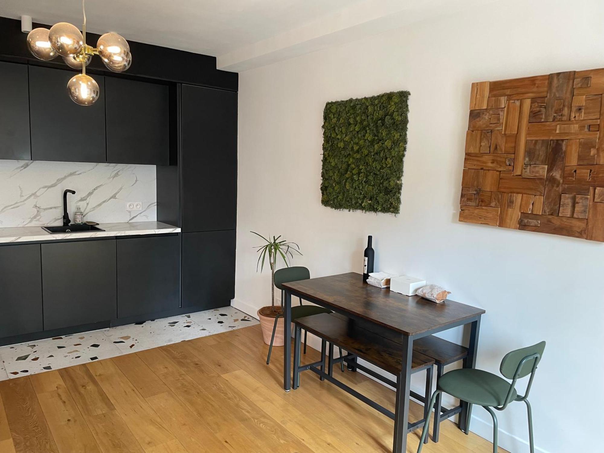 Appartement Elegant & Chic A Paris