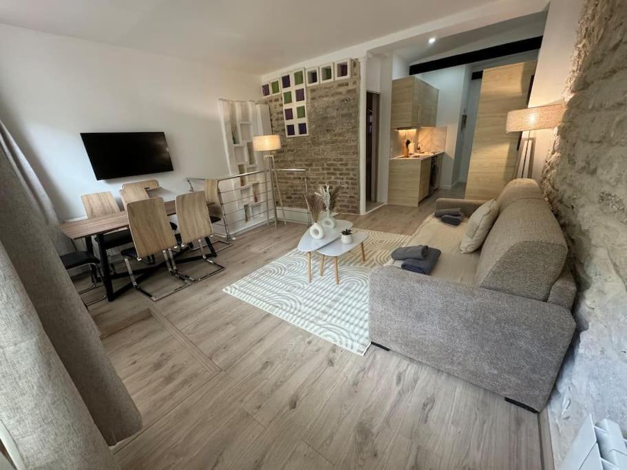 Apartment Cosy 20e Paris