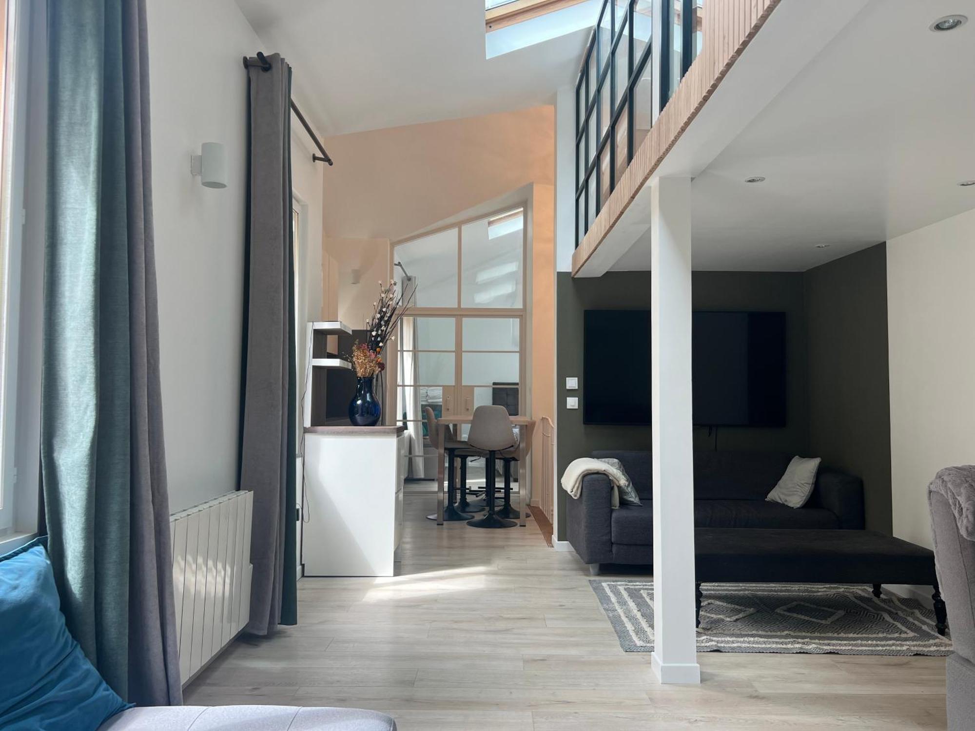 Maison *