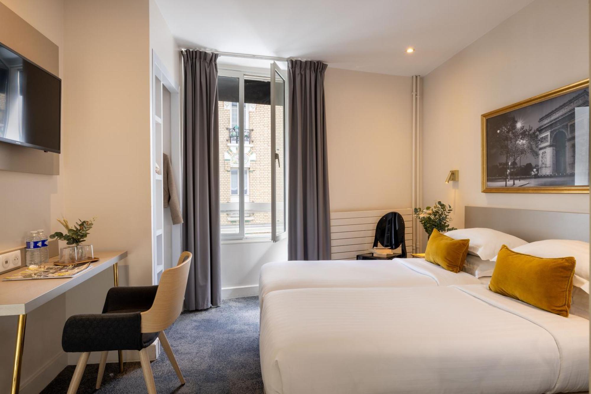 Des Ambassadeurs Hotel 3*