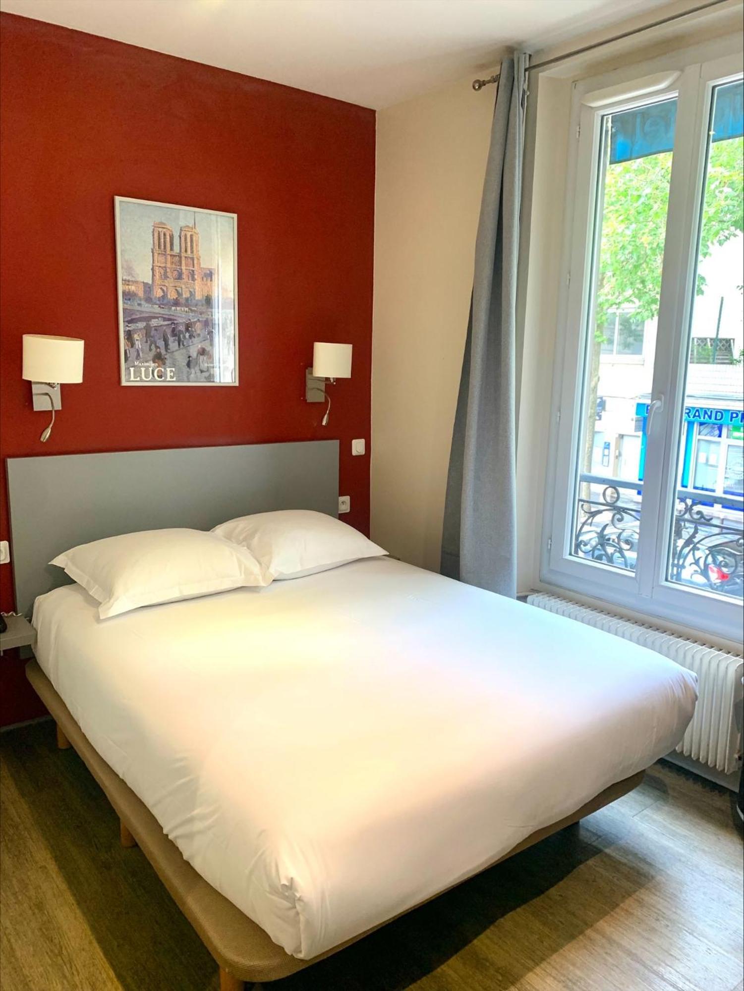 Hotel Hipotel Belgrand Mairie Du 20eme 3*