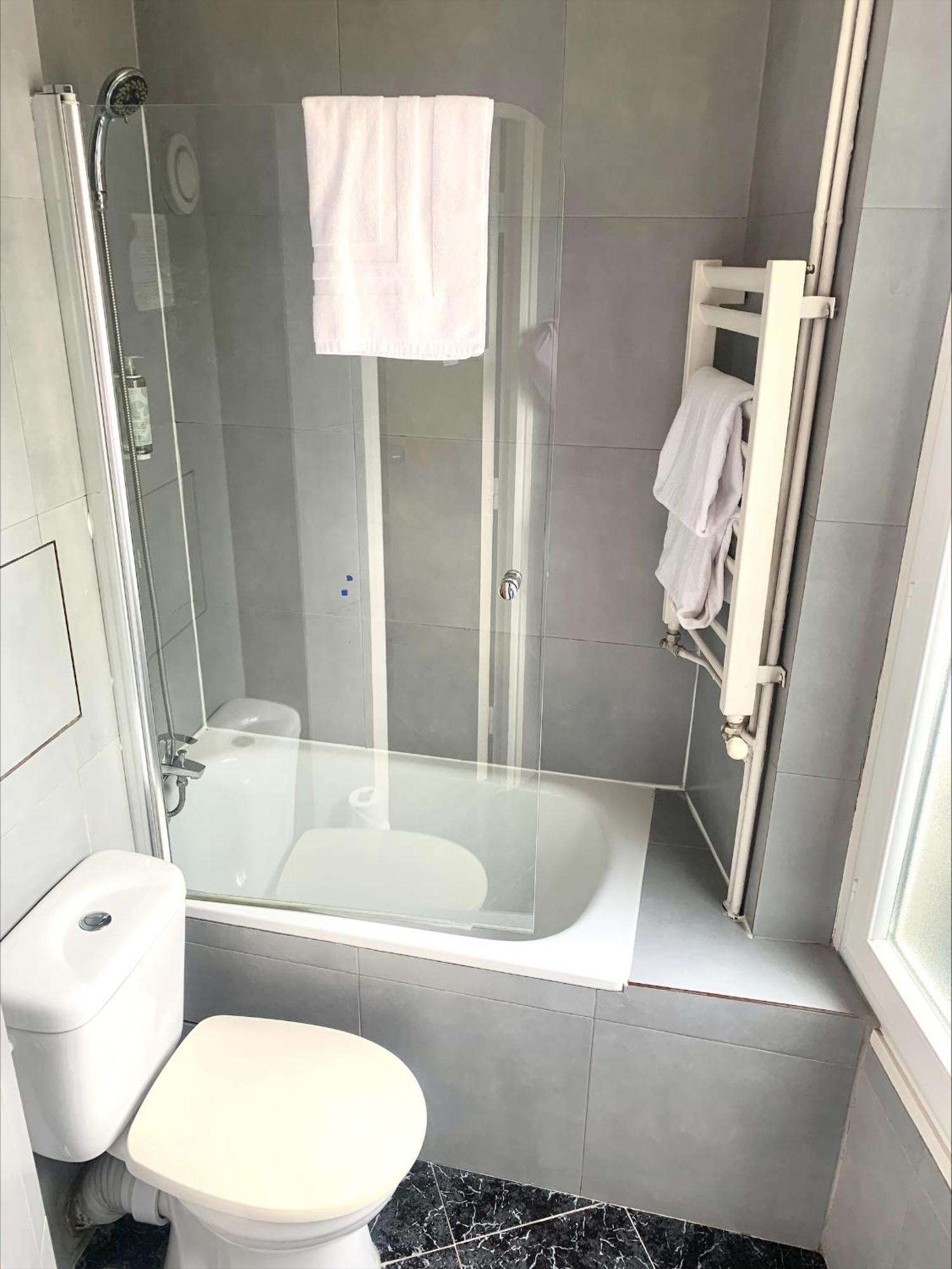 Hipotel Belgrand Mairie Du 20eme Hotel Paris