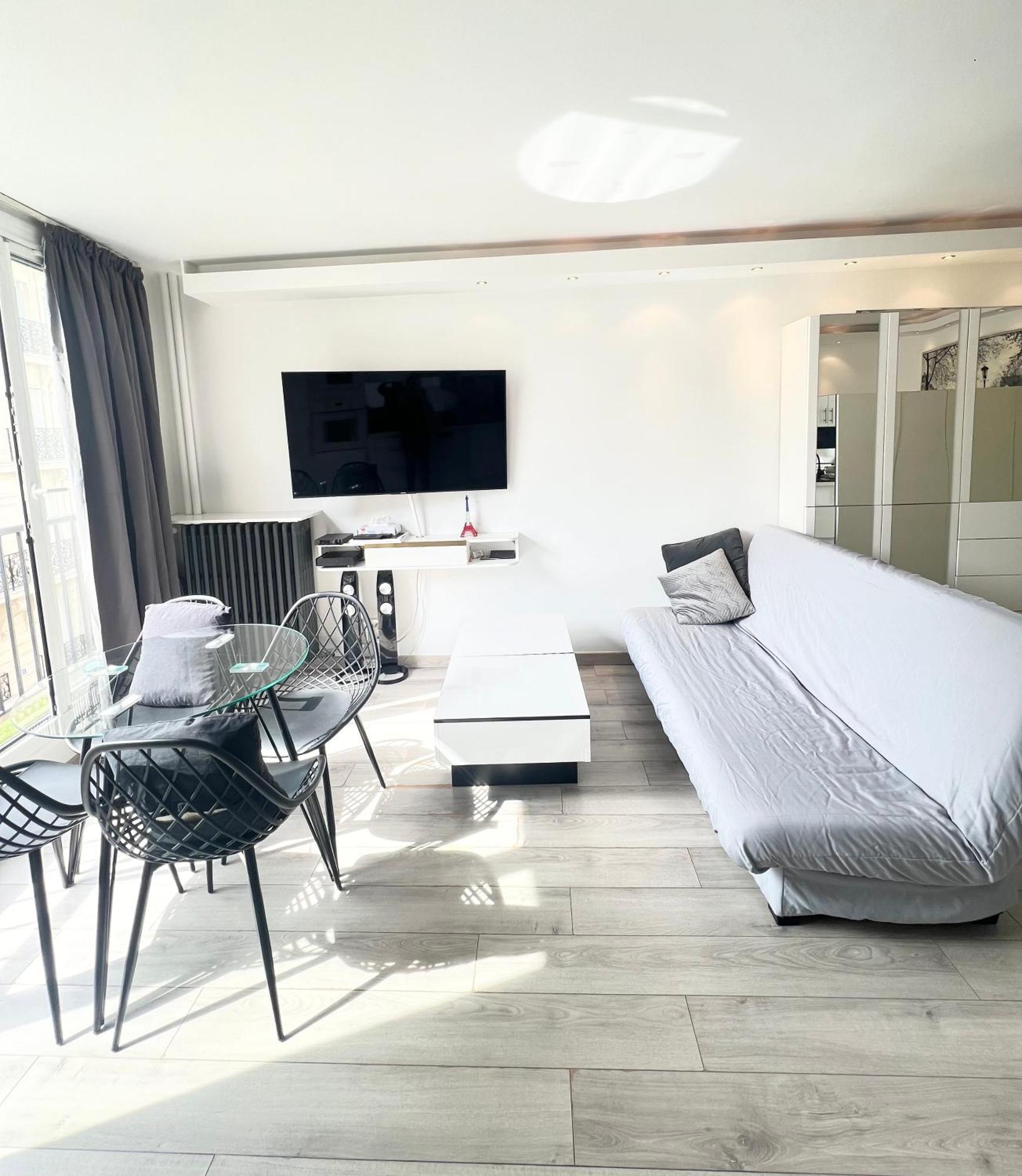 Appartement Like Arc De Triomphe, Champs Elysees, Tour Eiffel Paris