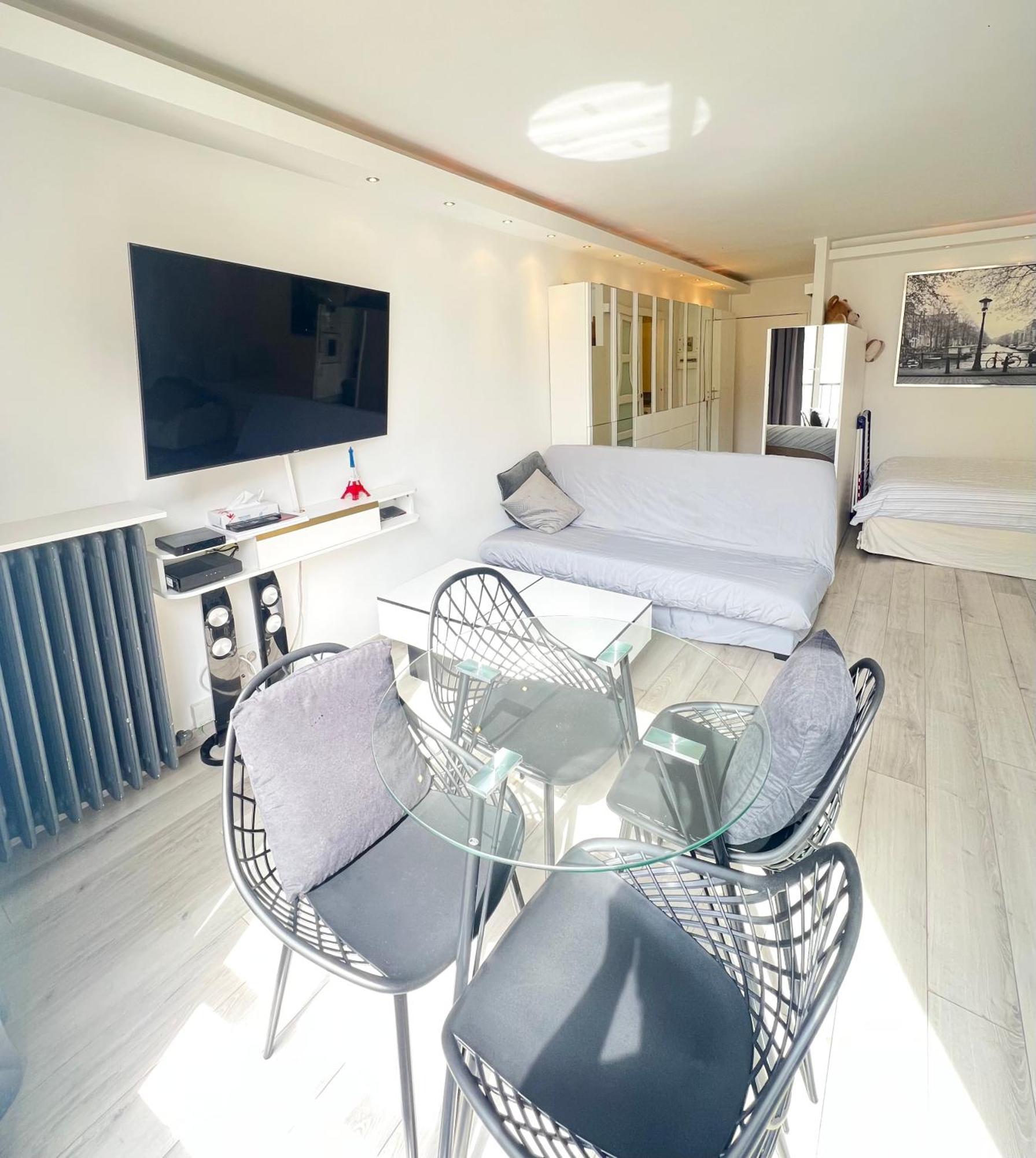 Appartement Like Arc De Triomphe, Champs Elysees, Tour Eiffel Paris