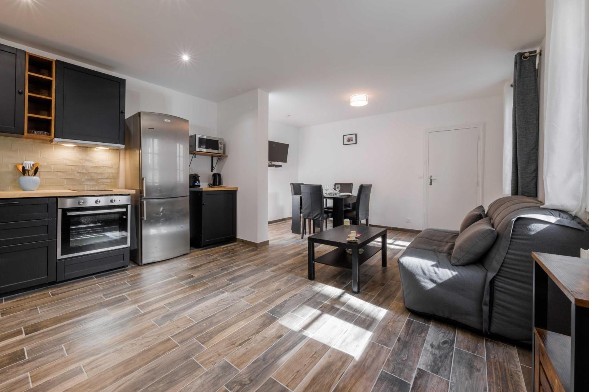 Urban Refuge In The Heart Of The Marsh 1bdr - 3p Paris