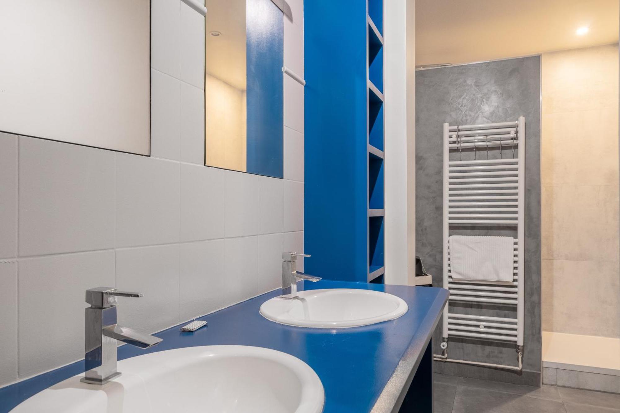 Montmartre - Sacre-coeur L Spacious - Luminous Apartment *