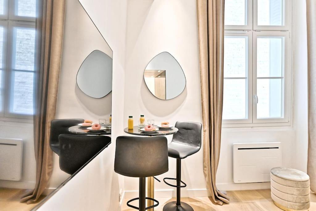 Chic Au Centre Du Sentier Apartamento *