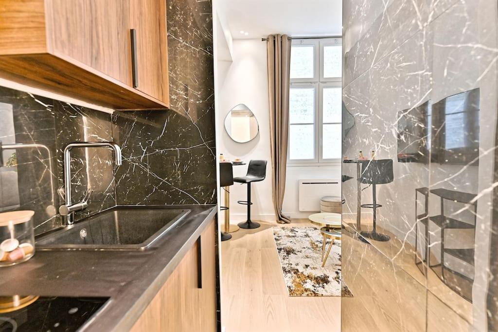 Chic Au Centre Du Sentier Apartamento Paris