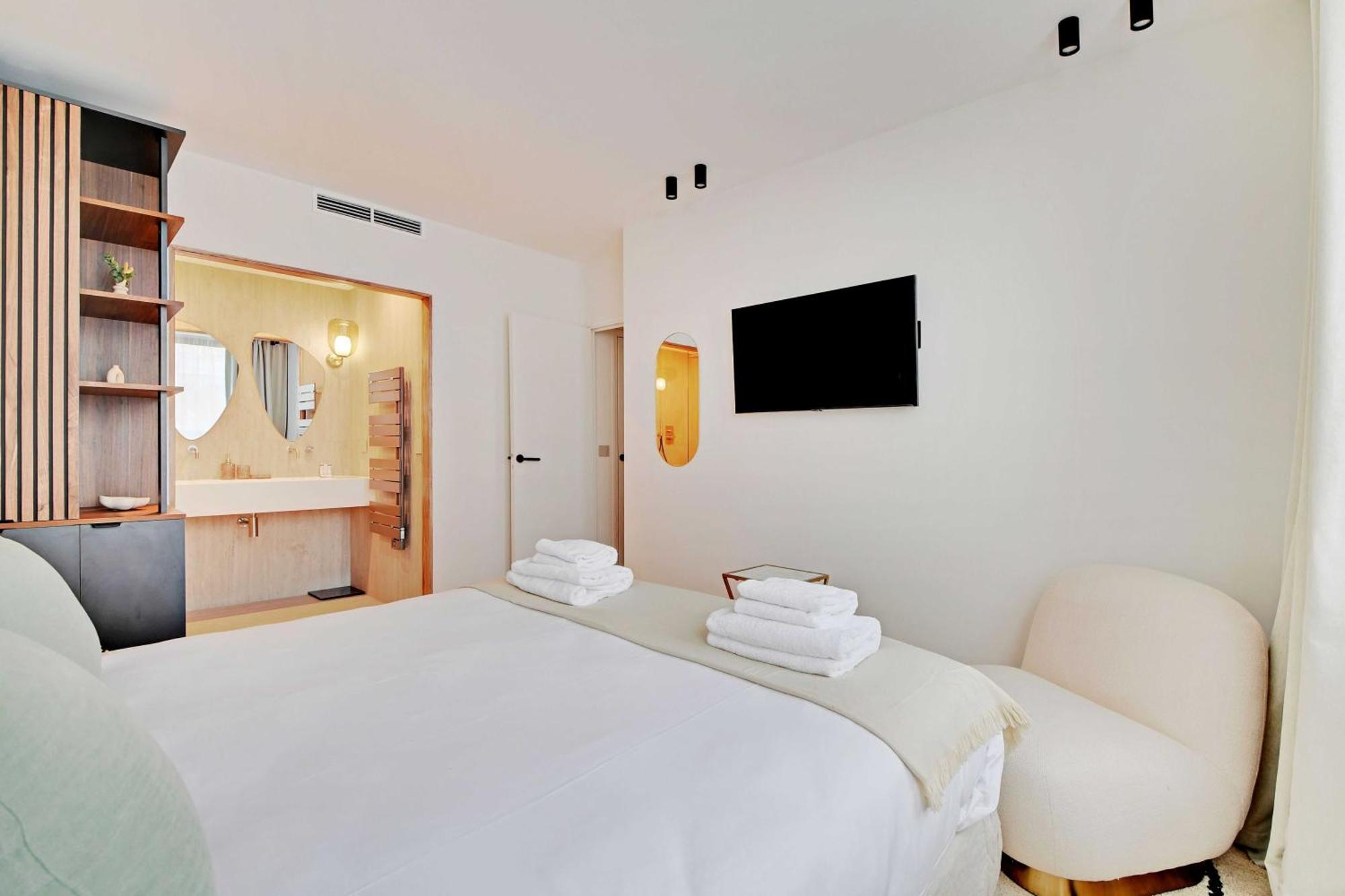 Elegant - 3br-8p - Champs-elysees