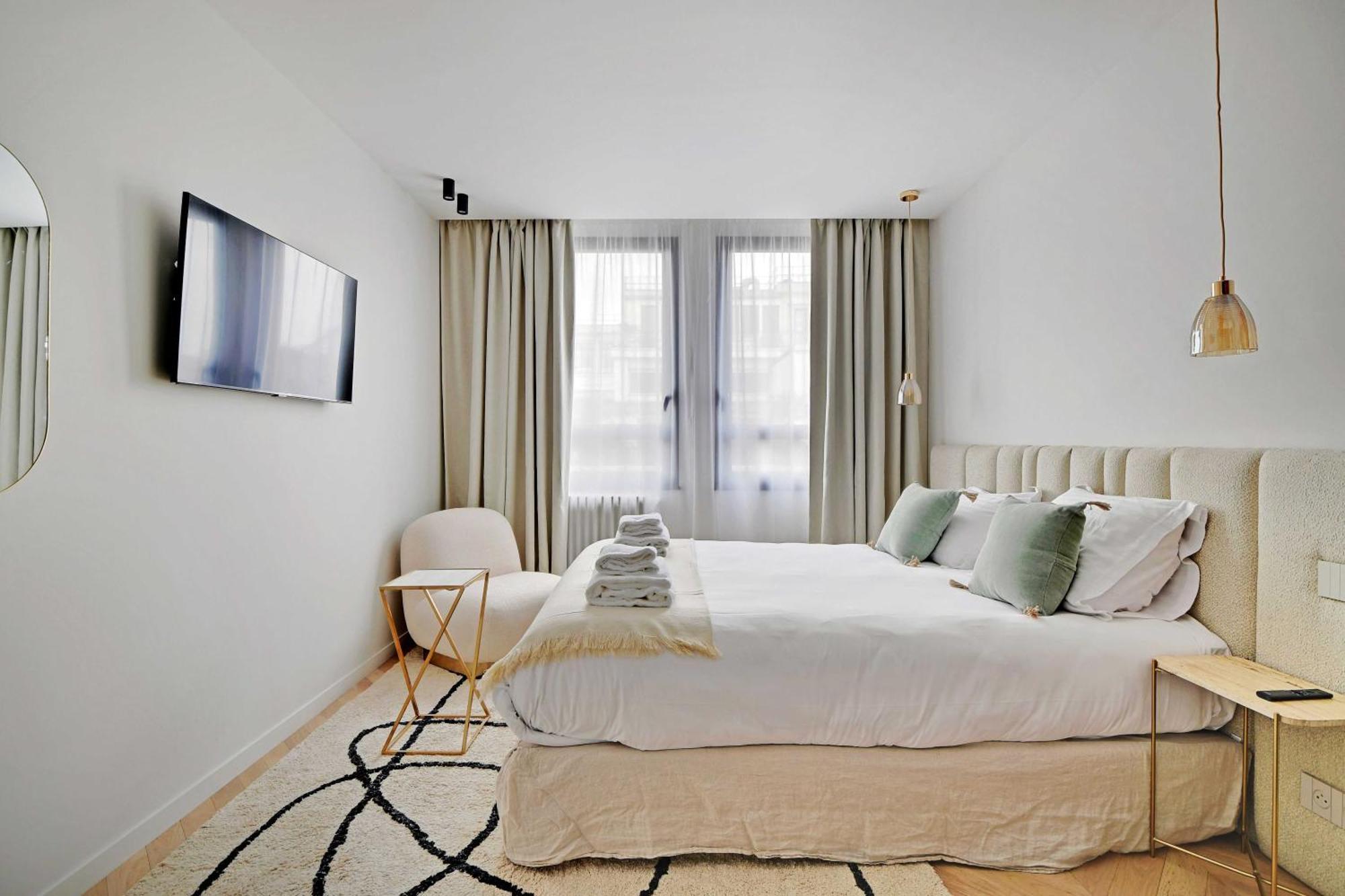 Elegant - 3br-8p - Champs-elysees