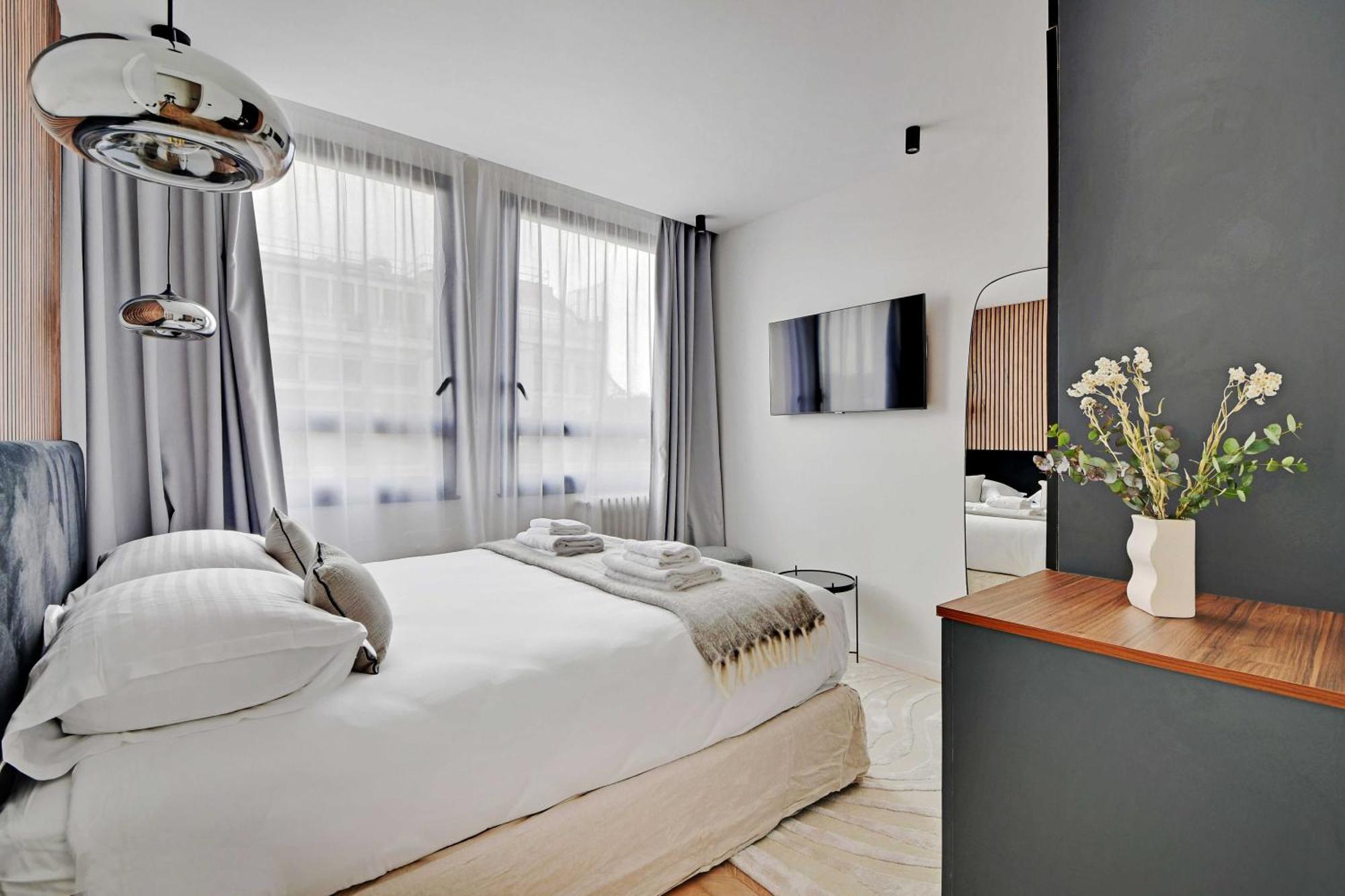 Elegant - 3br-8p - Champs-elysees