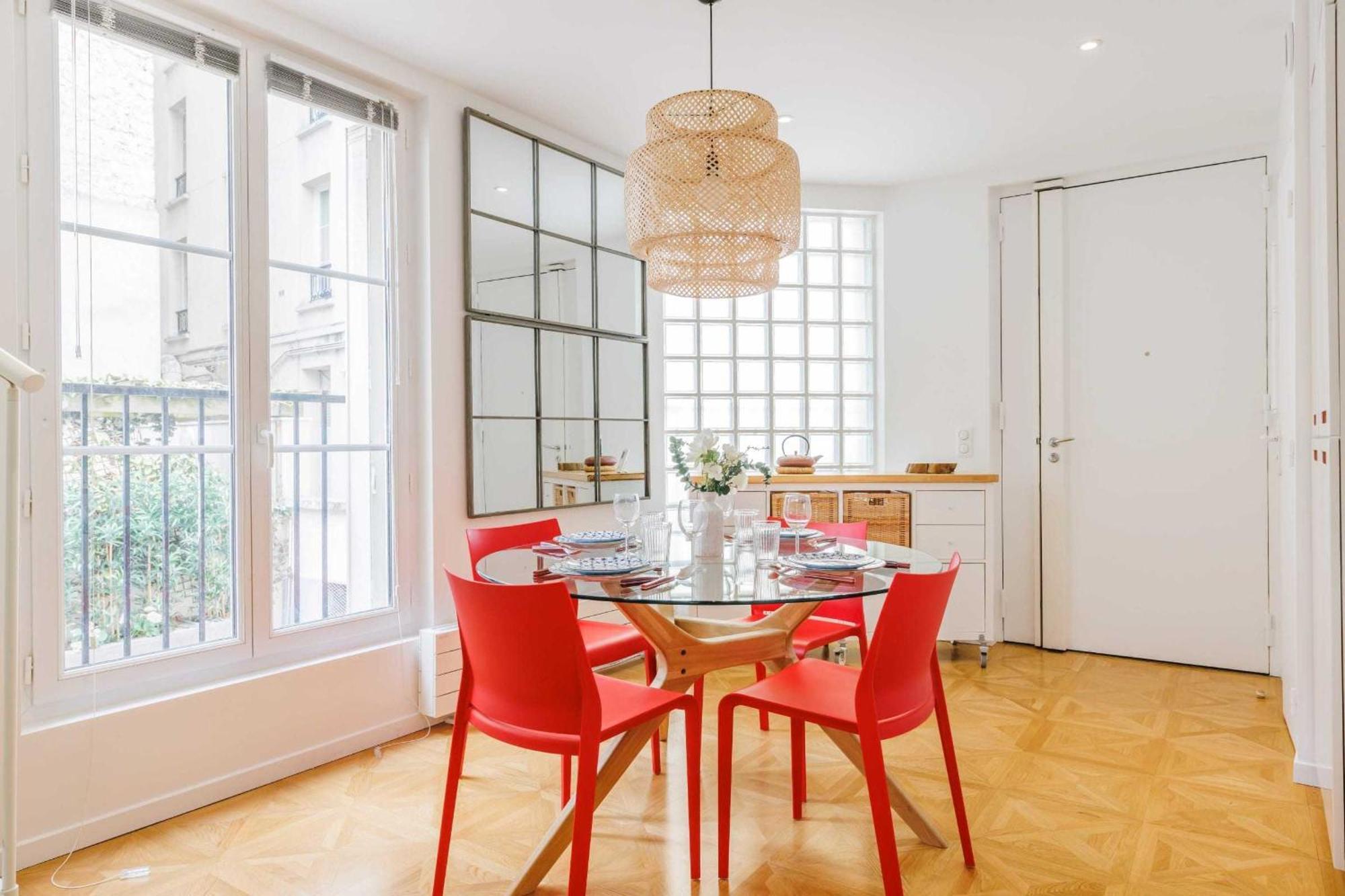 1 Bdr -4p 16th Near Trocadero Appartement