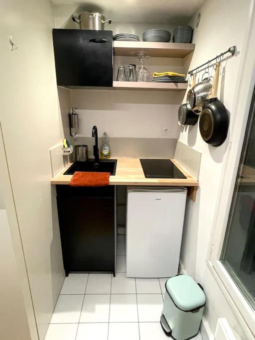 Joli Studio 18m2 En Plein Coeur Du Marais A !
