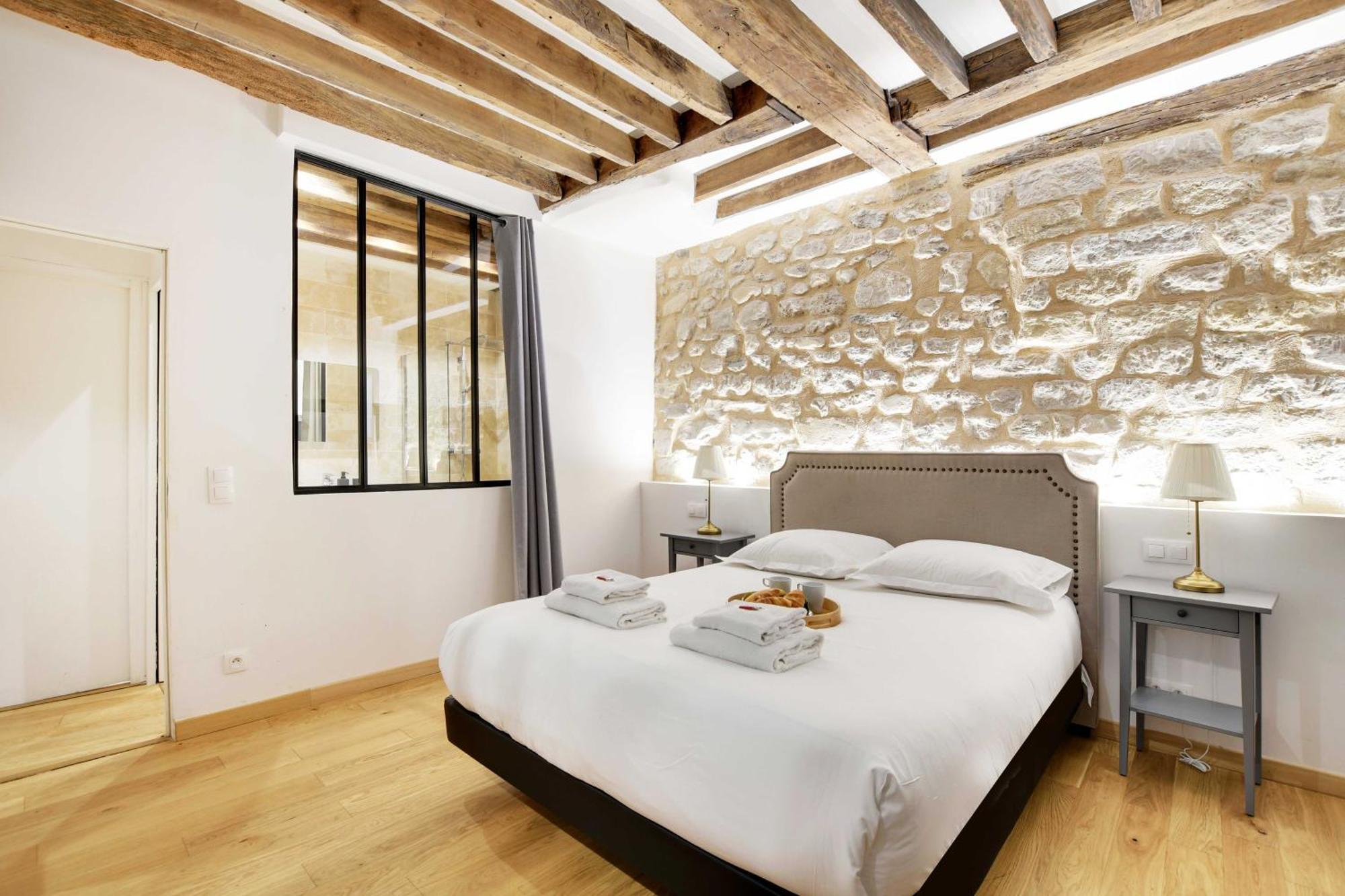 Apartment Chic Au Coeur Du 9eme 2 6p Paris