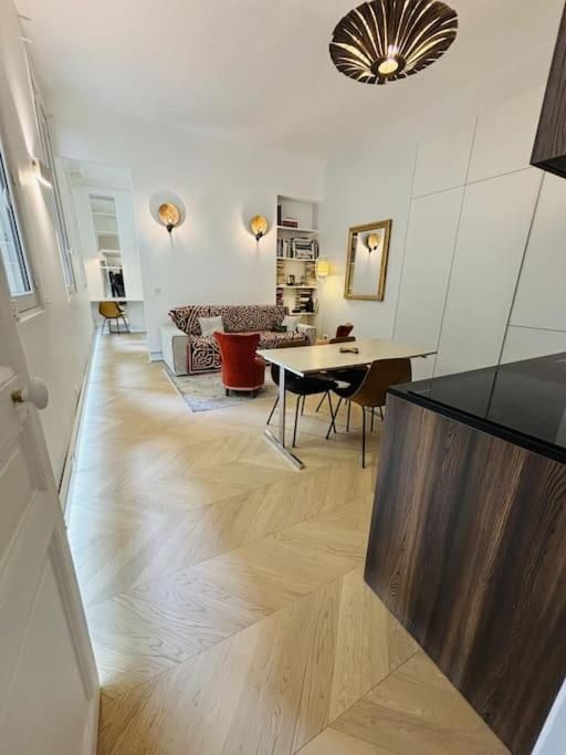 Apartment Modern Canal St Martin *