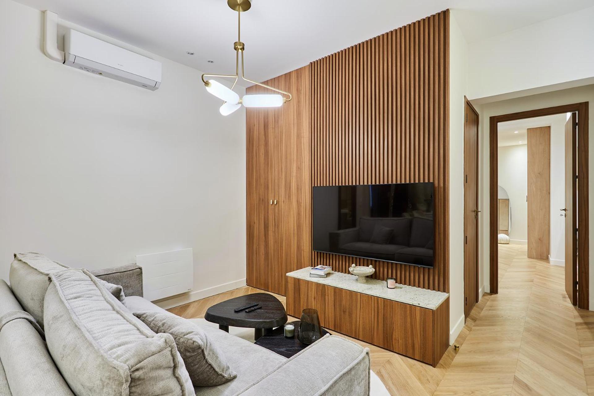 Apartment Superb Center Of By Prestige