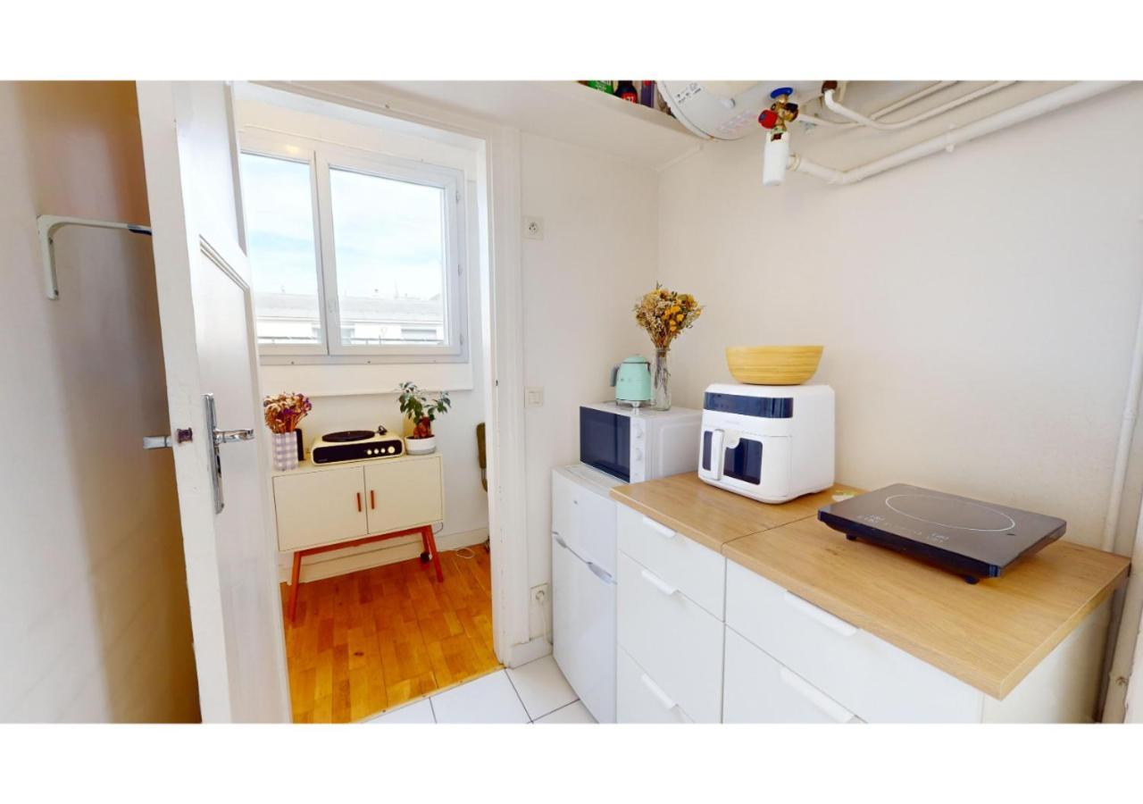 Appartement Joivy Charming Studio With Eiffel Tower View *
