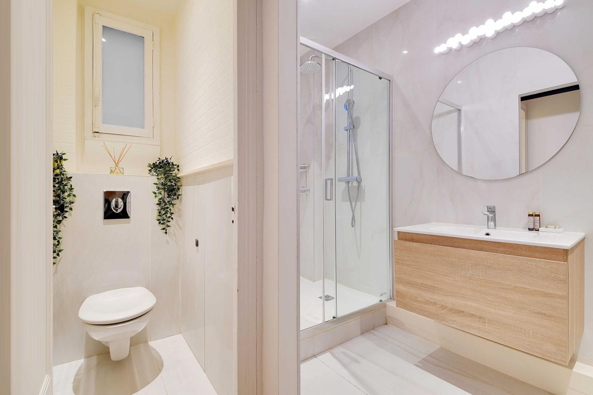 Modern & Refined 1bdr 4p - Roland Garros Apartment Paris