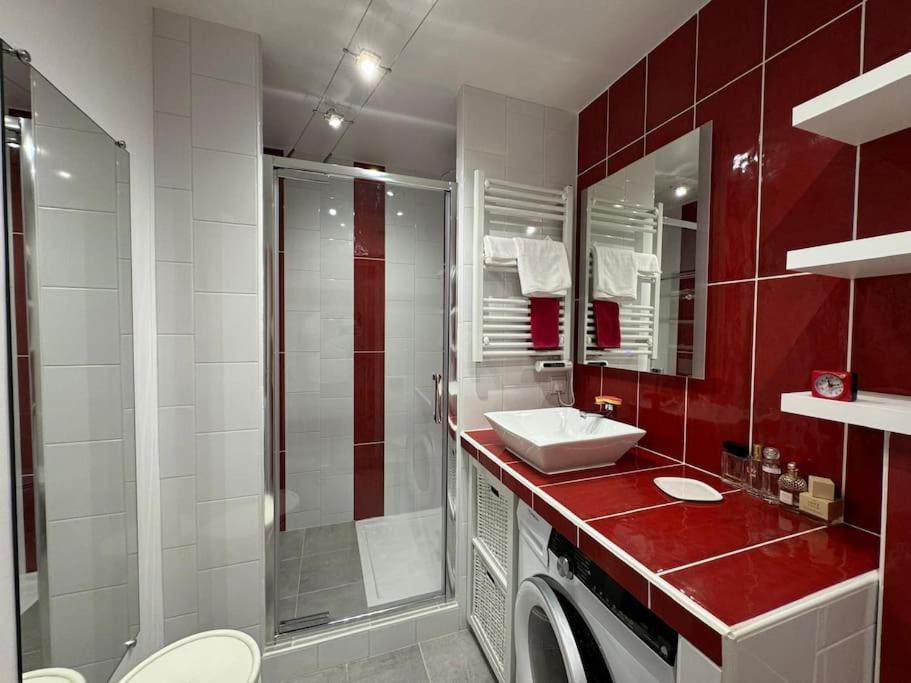 Apartamento Stylish 1br With Peaceful Garden In 18th District Paris