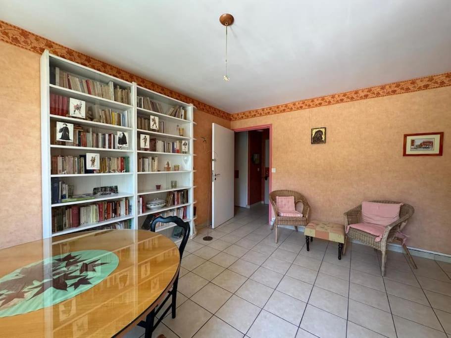 Apartamento Stylish 1br With Peaceful Garden In 18th District Paris