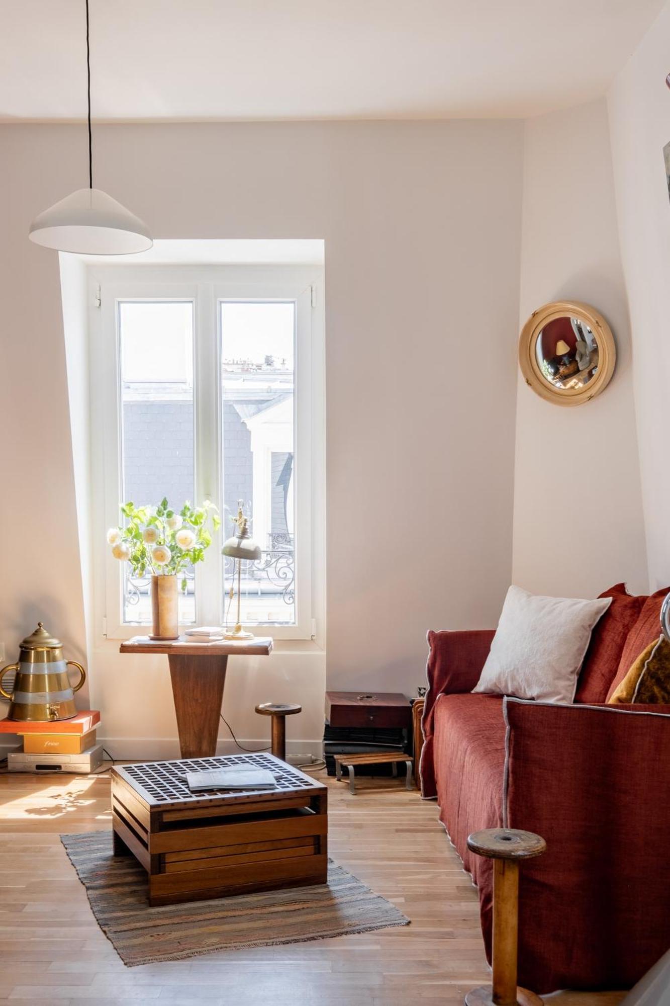 Veeve - Harmonious Hues Paris