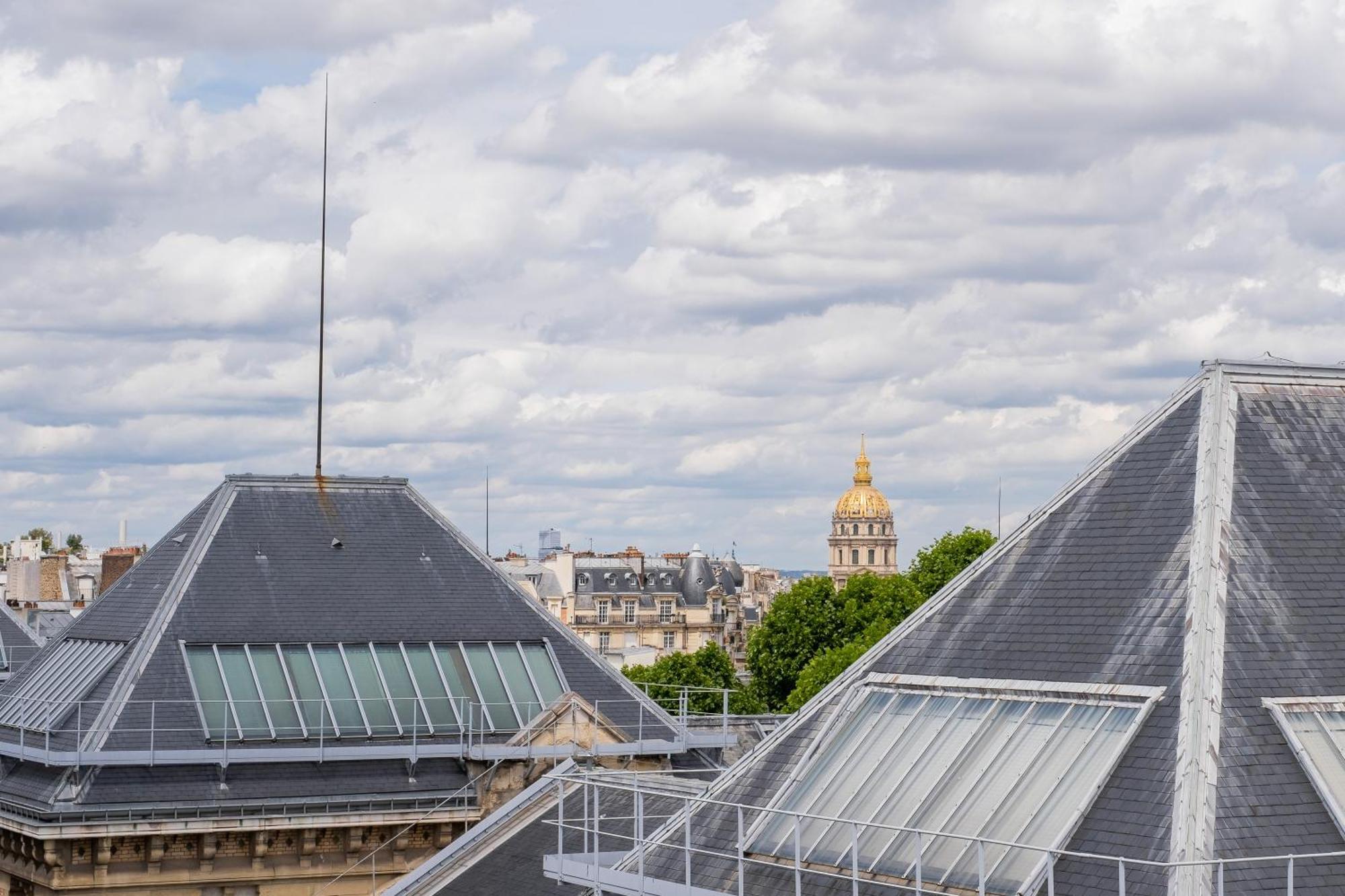 Veeve - Parisian Vistas Apartment Paris