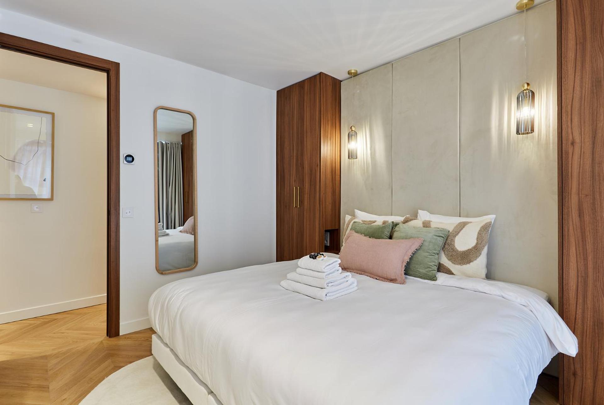 Apartment 2 Center Of By Prestige