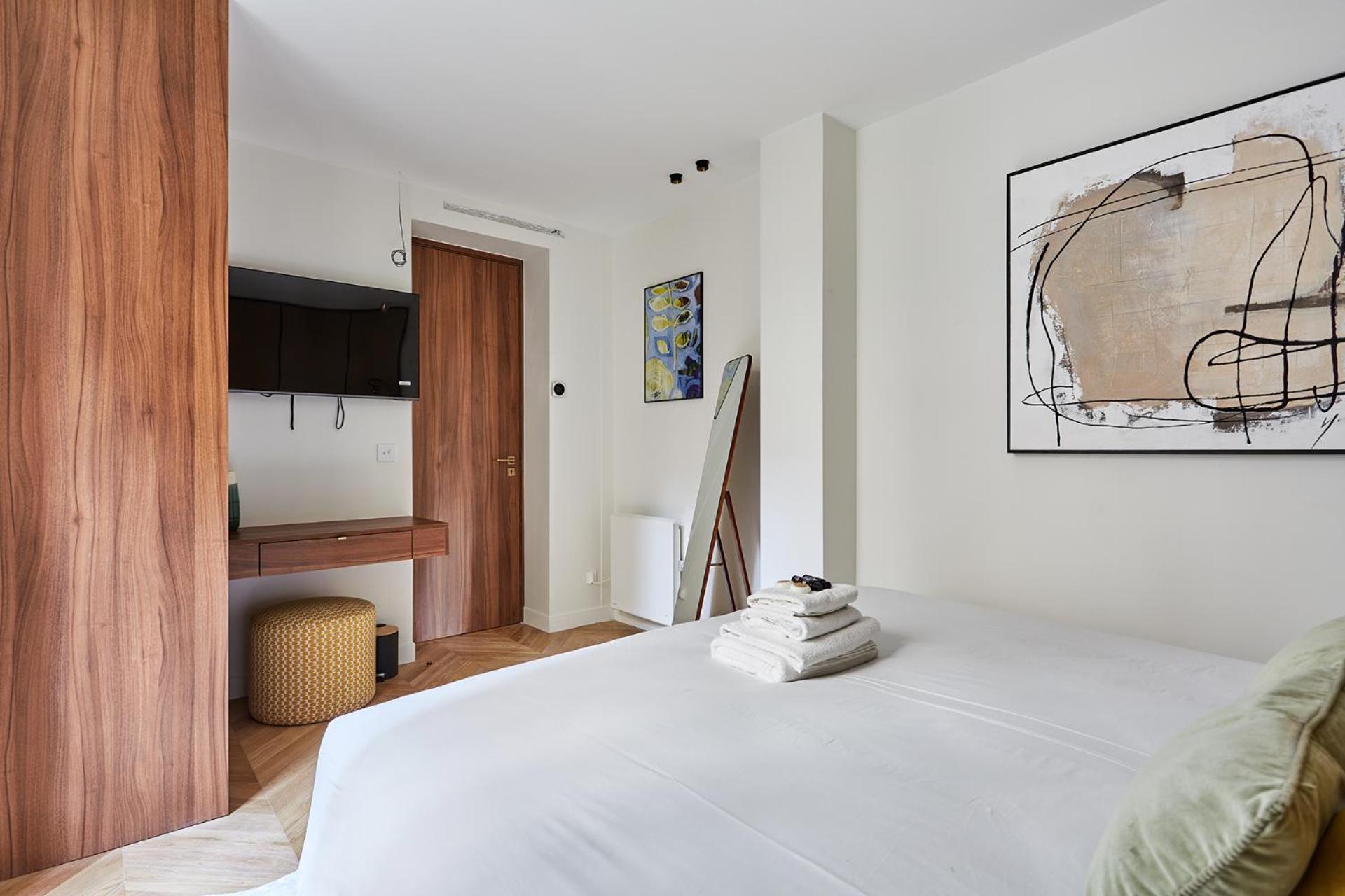 2 Center Of By Prestige Apartment
