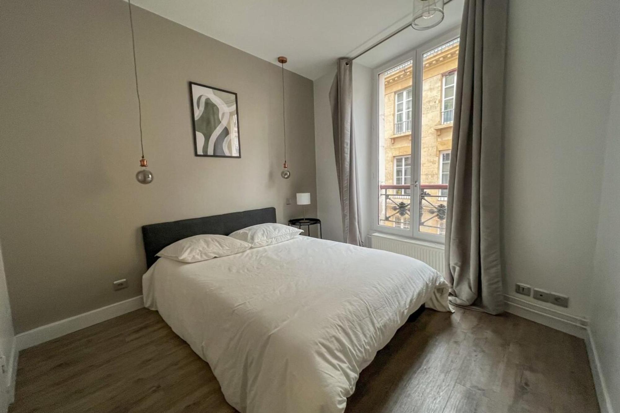 Flexliving - Beautiful 2-room - Chaussee D'antin - 09 Apartment *