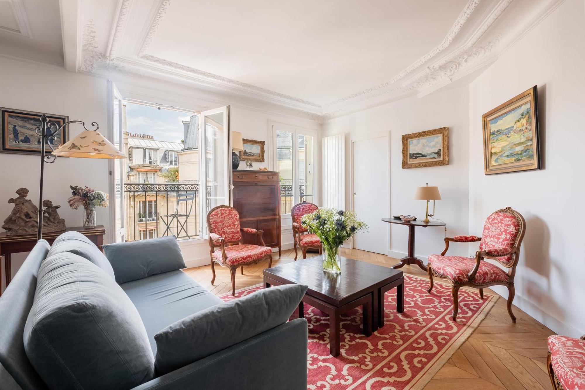 Veeve - Auteuil Refinement Apartment