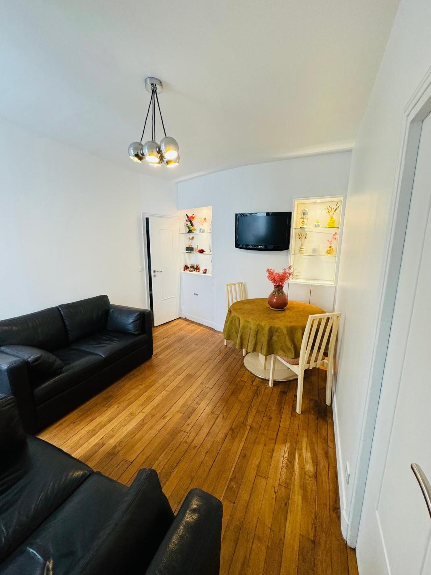 Bel Proche Tour Eiffel Apartment *
