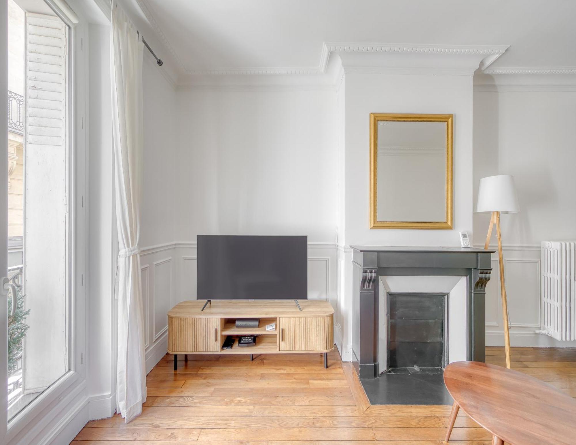 Eiffel Tower 10 Minutes 1br Renovated *