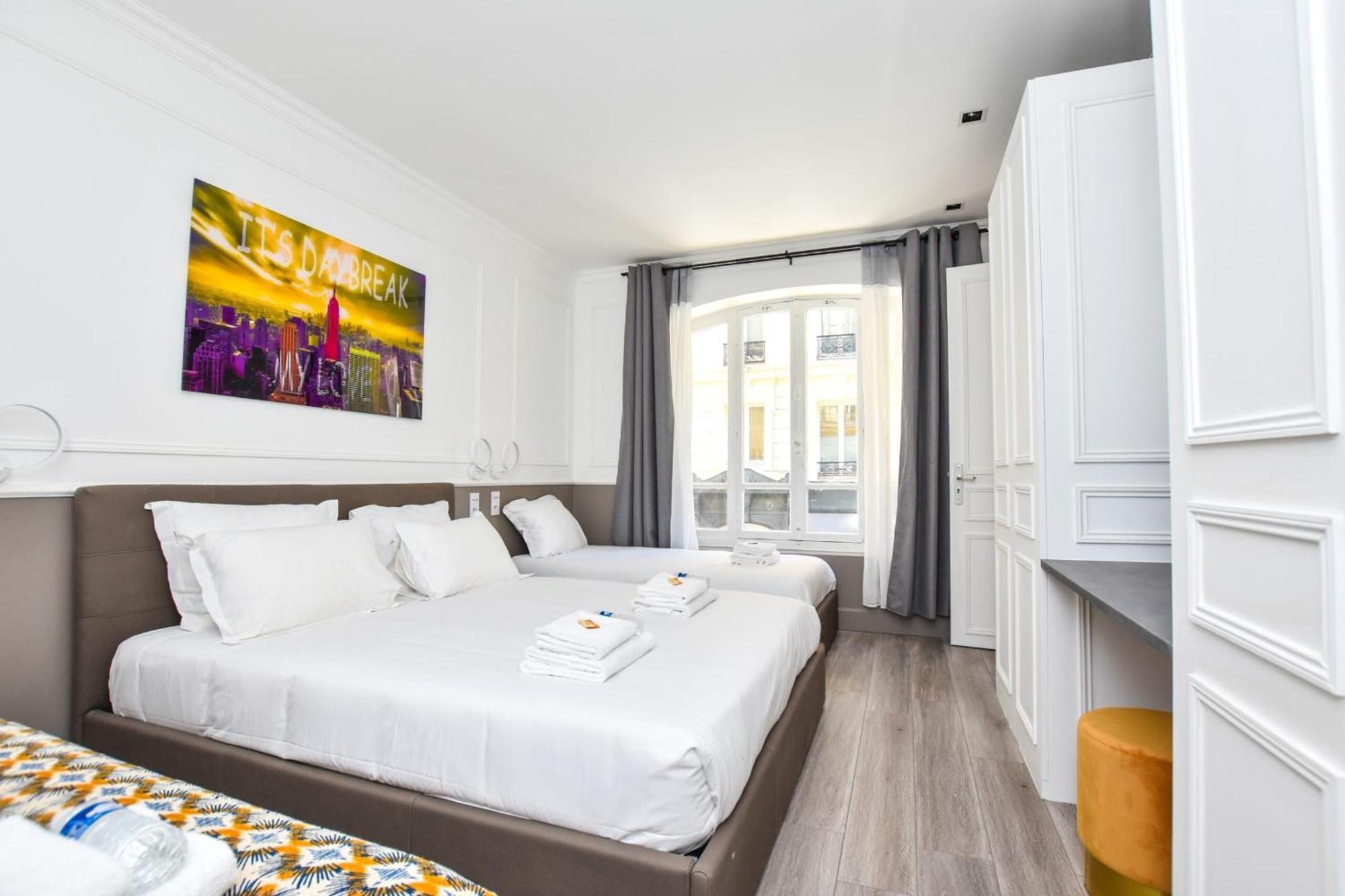 Cozy - 2br-7p- Opera House Apartment *