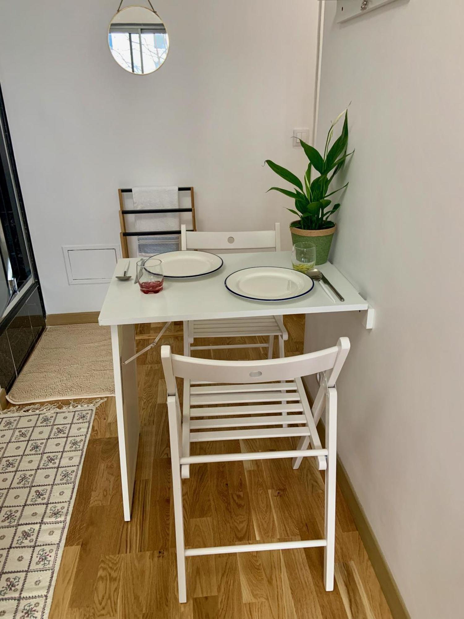 Cosy Trocadero 2 Minute Walk Eiffel Tower Apartment