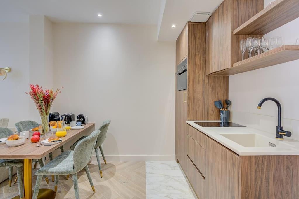 Peaceful Getaway Near Marais - With Ac Appartement *