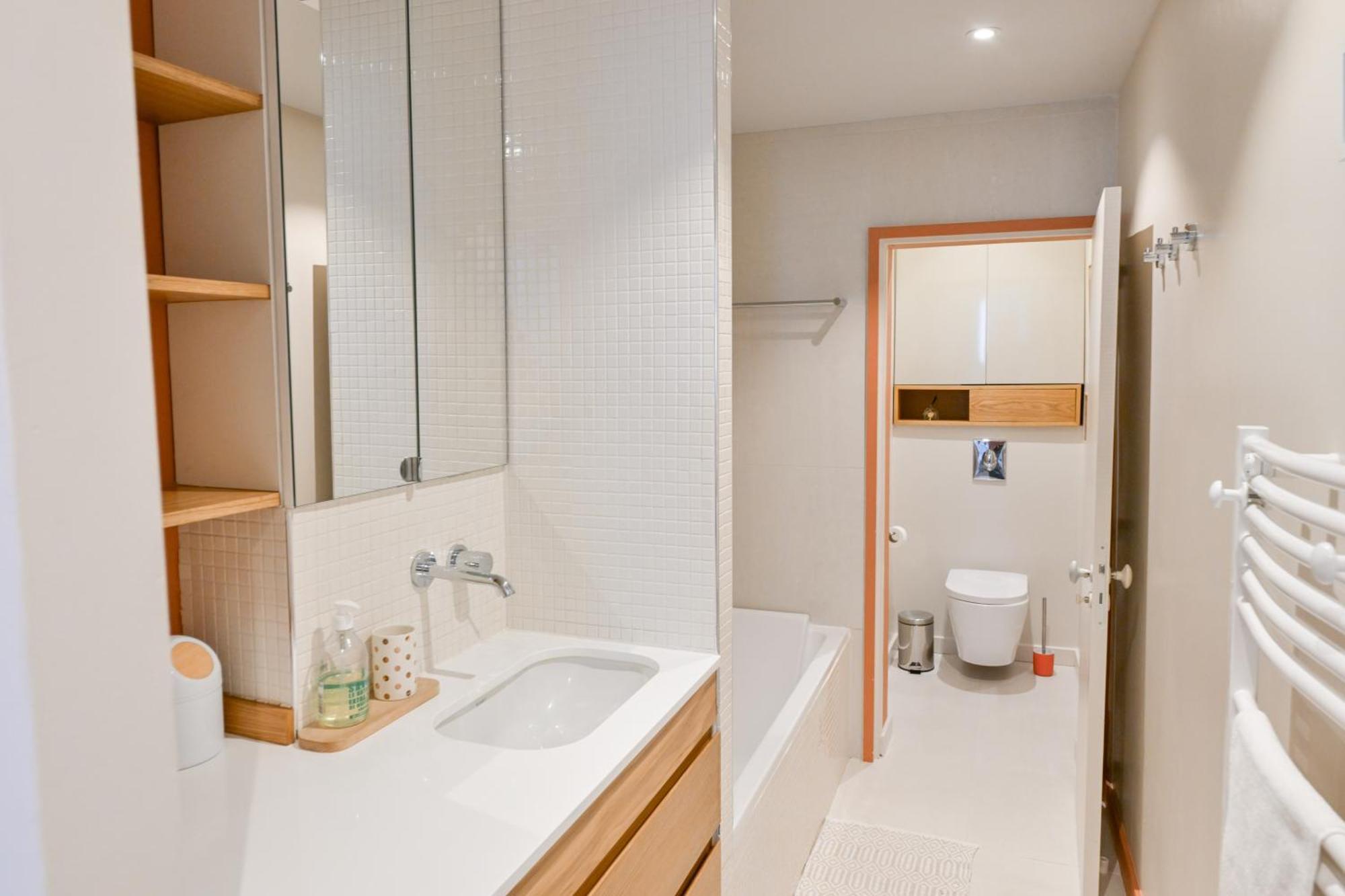 Architect-designed In Le Marais District Apartment *