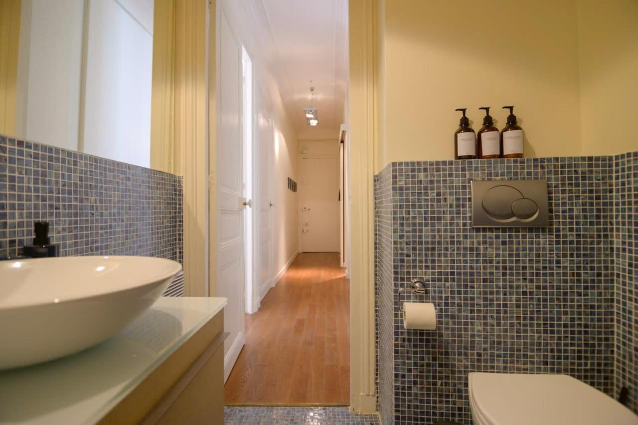 Le Marais Moderne Apartment Paris