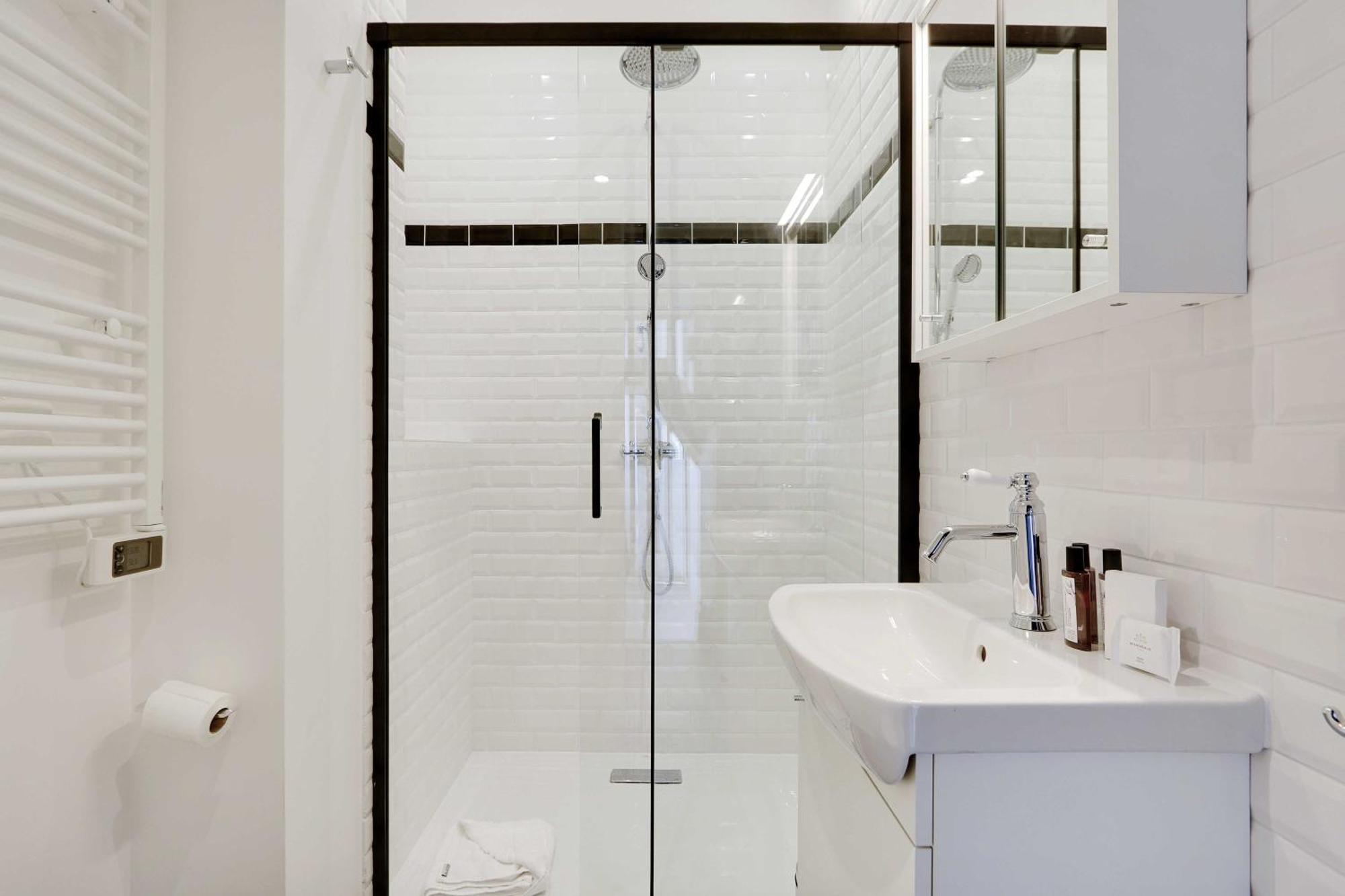Apartment Modern Loft - 2br-8p - Place De La Republique *