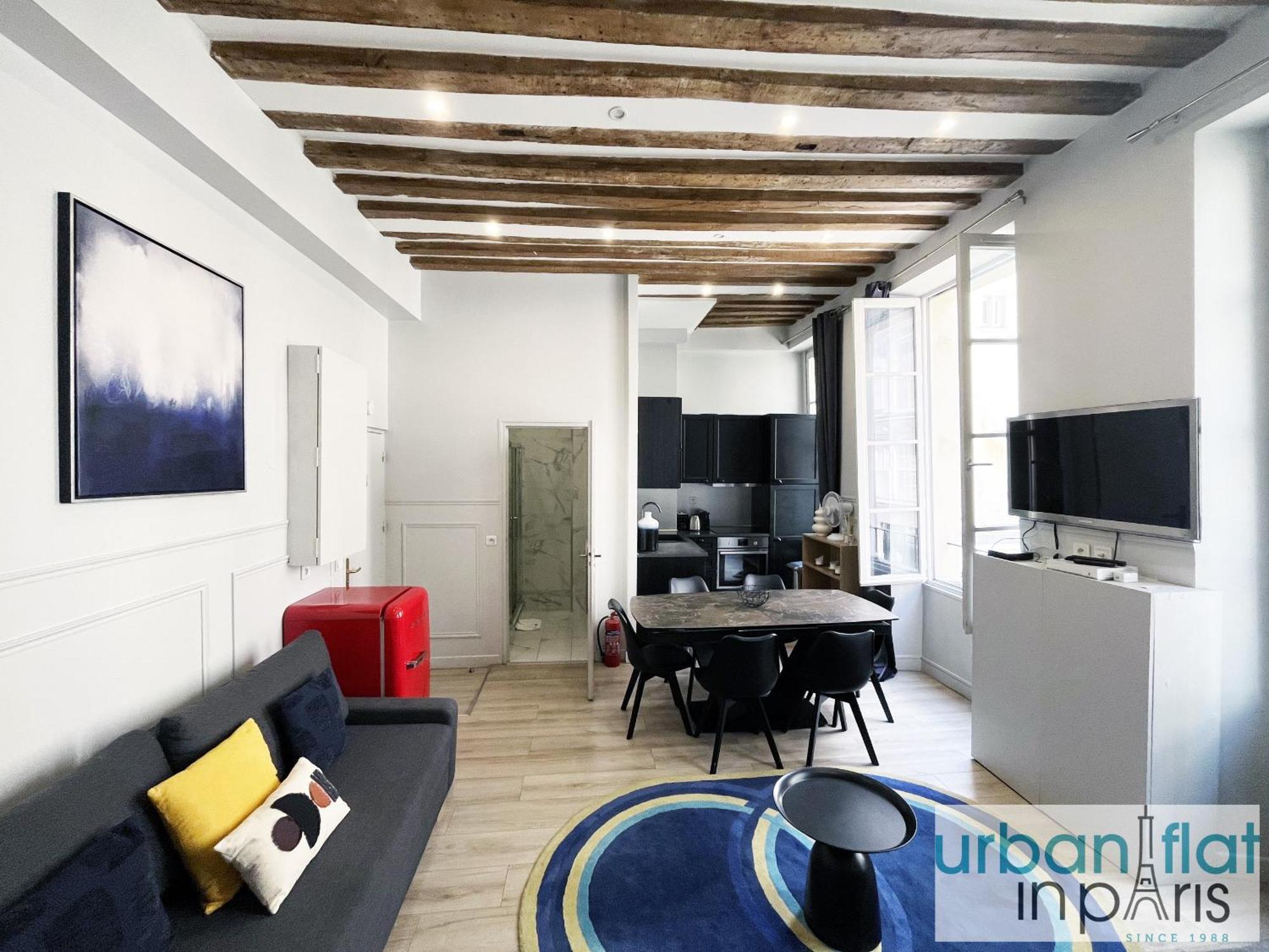 44 - Pretty 2 Bdr Flat In Apartment Paris