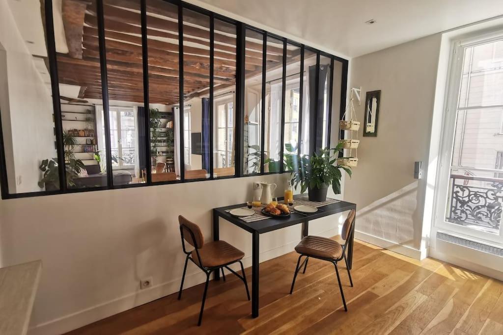 Place Des Vosges, 1 4 P Apartment Paris