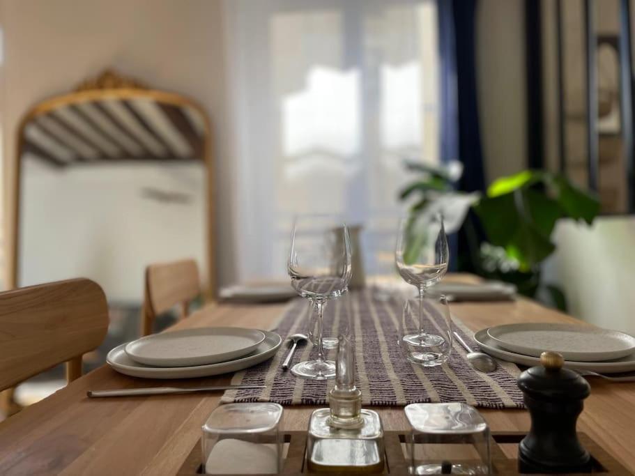 Apartment Place Des Vosges, 1 4 P Paris